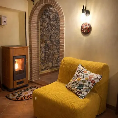 La Casa Dei Fiori Tolfa